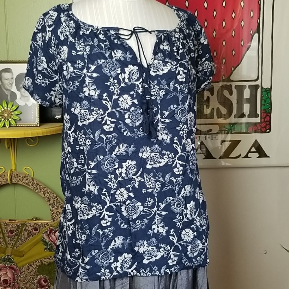 Lucky Brand ⭐ Floral Short Sleeve Top